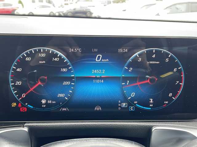 メルセデス・ベンツ Ｍ・ベンツ ＧＬＢ１８０ AMGライン 山口県 2021(令3)年 1.1万km パール ワンオーナー/禁煙車/スマートキー/プッシュスタート/ETC/純正ナビ/全方位カメラ/レーダークルーズコントロール/ドライブレコーダー/電子パーキングブレーキシステム/オートエアコン/オートライト/ステアリングスイッチ/純正アルミホイール/純正フロアマット/パワーシート/シートヒーター/パワーバックドア/保証書/取扱説明書/記録簿