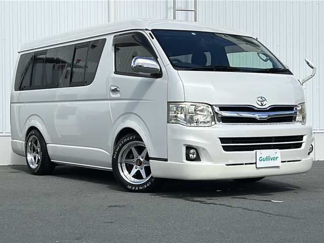 トヨタ ハイエース GL 三重県 2013(平25)年 11.2万km ホワイトパールクリスタルシャイン 社外ナビ　/ＡＬＰＩＮＥ１０．２型後席モニター　/バックカメラ　/ＡＣ１００Ｖ充電　/スペアキー　/片側パワースライドドア　/ベットキット　/ＵＳＢ給電　/ウッドコンビステアリング　/オートライト　/電動格納ミラー