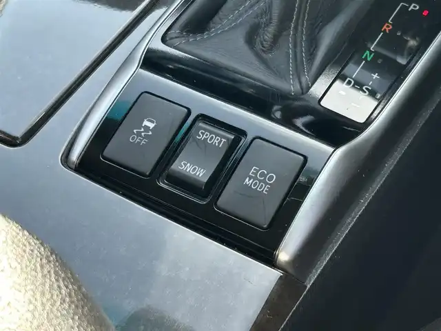 トヨタ マークＸ 250G 愛知県 2015(平27)年 6.3万km ブラック /純正SDナビ(NSZT-W64T)/(フルセグTV/DVD/BT/SD)//D席パワーシート//バックカメラ//ＥＴＣ//HIDヘッドライト//フォグランプ//スマートキー//スペアキーx1//純正16インチAW