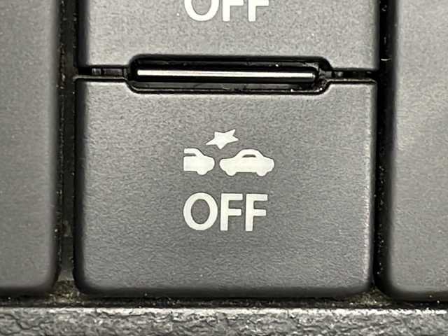 スズキ アルト L 広島県 2020(令2)年 5.8万km スペリアホワイト 社外ナビ　/バックカメラ　/シートヒーター　/衝突軽減ブレーキ　/レーンキープアシスト　/オートライト　/オートハイビーム　/踏み間違い防止　/コーナーセンサー　/ヘッドライトレベライザー　/社外フロアマット　/ＥＴＣ/純正13インチホイールキャップ（145/80/13)/エアバック（運転席/助手席）