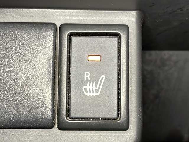 スズキ アルト L 広島県 2020(令2)年 5.8万km スペリアホワイト 社外ナビ　/バックカメラ　/シートヒーター　/衝突軽減ブレーキ　/レーンキープアシスト　/オートライト　/オートハイビーム　/踏み間違い防止　/コーナーセンサー　/ヘッドライトレベライザー　/社外フロアマット　/ＥＴＣ/純正13インチホイールキャップ（145/80/13)/エアバック（運転席/助手席）