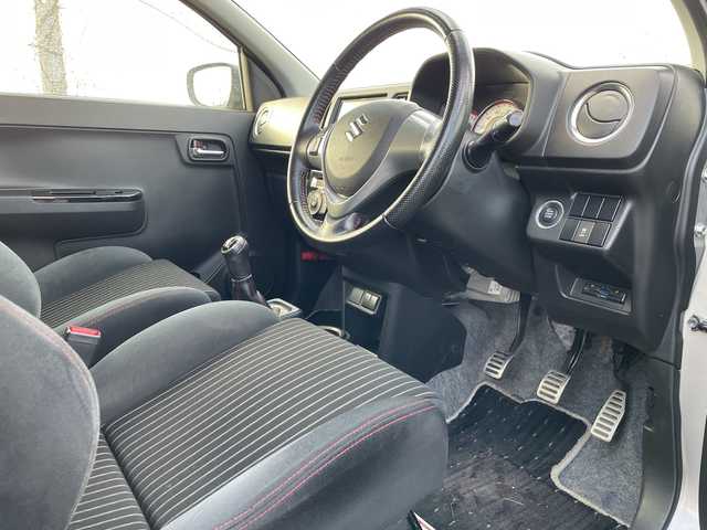 スズキ アルト ワークス 新潟県 2016(平28)年 9.8万km スチールシルバーM 4WD/社外SDナビ(AVN134M)/CD/ワンセグテレビ/ETC/ドライブレコーダー/スマートキー/プッシュスタート/キセノンヘッドライト/オートライト/フォグランプ/純正15インチアルミホイール