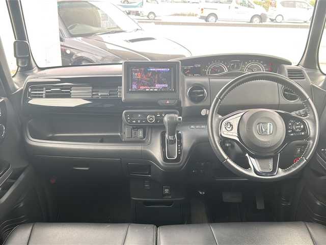ホンダ Ｎ ＢＯＸ カスタム L ターボ 東京都 2021(令3)年 3.4万km クリスタルブラックパール ワンオーナー/純正ナビ（CH-HW851D）/・TV/CD/DVD/クルーズコントロール/オートライト/レーンアシスト/サイドカーテンエアバッグ/横滑り防止装置/盗難防止装置/シートヒーター/両側パワースライドドア/HONDA製14インチアルミホイール/ETC/スペアキー2本/取扱説明書/保証書