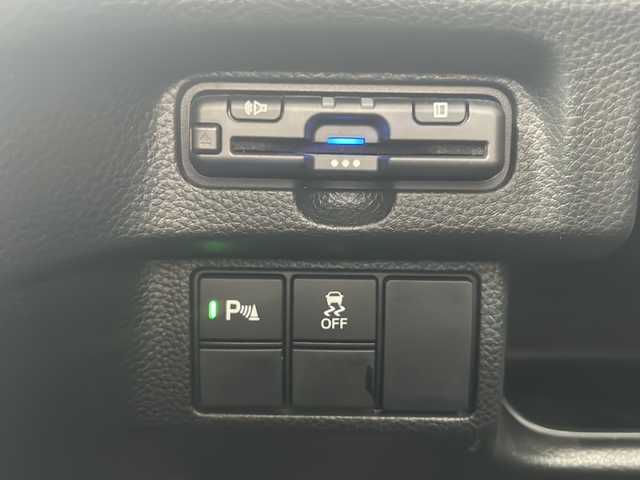 ホンダ Ｎ ＢＯＸ カスタム L ターボ 東京都 2021(令3)年 3.4万km クリスタルブラックパール ワンオーナー/純正ナビ（CH-HW851D）/・TV/CD/DVD/クルーズコントロール/オートライト/レーンアシスト/サイドカーテンエアバッグ/横滑り防止装置/盗難防止装置/シートヒーター/両側パワースライドドア/HONDA製14インチアルミホイール/ETC/スペアキー2本/取扱説明書/保証書