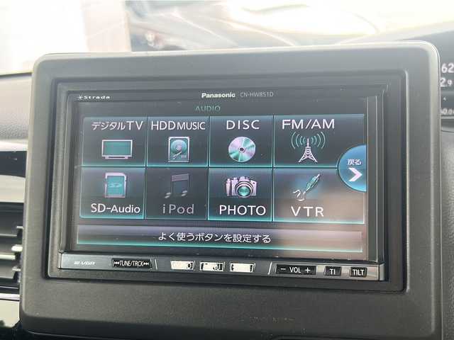 ホンダ Ｎ ＢＯＸ カスタム L ターボ 東京都 2021(令3)年 3.4万km クリスタルブラックパール ワンオーナー/純正ナビ（CH-HW851D）/・TV/CD/DVD/クルーズコントロール/オートライト/レーンアシスト/サイドカーテンエアバッグ/横滑り防止装置/盗難防止装置/シートヒーター/両側パワースライドドア/HONDA製14インチアルミホイール/ETC/スペアキー2本/取扱説明書/保証書