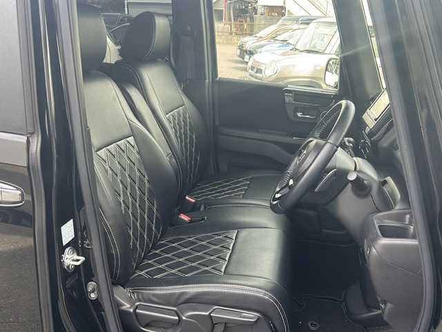 ホンダ Ｎ ＢＯＸ カスタム L ターボ 東京都 2021(令3)年 3.4万km クリスタルブラックパール ワンオーナー/純正ナビ（CH-HW851D）/・TV/CD/DVD/クルーズコントロール/オートライト/レーンアシスト/サイドカーテンエアバッグ/横滑り防止装置/盗難防止装置/シートヒーター/両側パワースライドドア/HONDA製14インチアルミホイール/ETC/スペアキー2本/取扱説明書/保証書