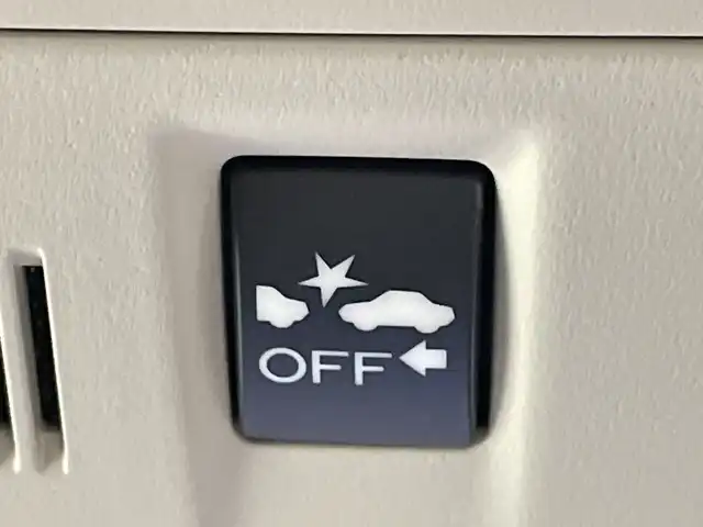 スバル レヴォーグ 1．6GT アイサイト Sスタイル 広島県 2015(平27)年 5.9万km スティールブルーグレーM 禁煙車/純正ナビ/バックカメラ/シートヒーター/パワーシート/レーダークルーズコントロール/ＥＴＣ/ドラレコ/踏み間違い防止/衝突軽減/レーンキープ/オートライト/パドルシフト/ＬＥＤヘッドライト/フルセグTV/純正18インチアルミホイール(225/45/R18)/エアバッグ(運転席/助手席/サイド/カーテン)