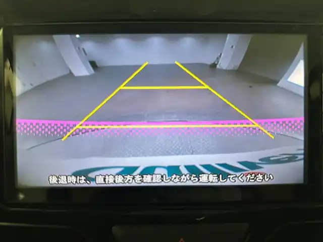 ダイハツ タント カスタム X トップED SA 兵庫県 2015(平27)年 5.5万km パールホワイトⅢ 純正8インチSDナビ　（ダイハツ　NSZN-W650）/（CD、DVD、AM/FM、BT、SD、HDMI、フルセグ）/バックカメラ/両側パワースライドドア/社外ETC/アイドリングストップ/レザー調シートカバー/電動格納ミラー/ウィンカーミラー/ドアバイザー/純正フロアマット/オートライト/プッシュスタート/スマートキー/純正14インチAW/LEDヘッドライト