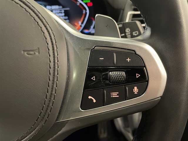 ＢＭＷ ＢＭＷ Ｘ３ 20d xDrive Mスポーツ 道央・札幌 2023(令5)年 2.3万km アルピンホワイトⅢ 電動パノラマ・ガラス・サンルーフ/ドライビング・アシスト・プロフェッショナル/・高速道路渋滞ハンズ・オフ・アシスト/・トラフィック・サイン・アシスト（速度制限認識）/・ACC/・ステアリング＆レーン・コントロール・アシスト/・レーン・ディパーチャー・ウォーニング/（車線逸脱警告システム）/・レーン・チェンジ・アシスト/・レーン・キーピング・アシスト/・クロス・トラフィック・ウォーニング/・クロスロード・ウォーニング/・前車接近警告機能/・後車衝突警告機能/・衝突回避・被害軽減ブレーキ/・エマージェンシー・ストップ・アシスト/パーキングアシストプラス/・PDC/・パーキングアシスト/・トップビュー＋３Dビュー/・サイドビューカメラ/・リアビューカメラ（予想進路表示機能付）/アダプティブLEDヘッドライト/電動フロントシート/運転席メモリー機能付/フロントシートヒーティング/リアシートヒーティング/BMWライブコックピット/・１２・３インチマルチディスプレイ・メーターパネル/・１２・３インチワイド・コントロール・ディスプレイ/・HDDナビ