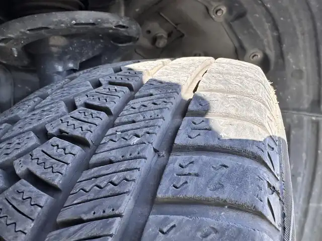 トヨタ ヴェルファイア 2．4X 宮城県 2014(平26)年 6.8万km ブラック 純正ナビ/(フルセグTV/CD/SD/BT)/バックカメラ/サンルーフ/フリップダウンモニター/ミラー一体型ドライブレコーダー/ビルトインETC/クリアランスソナー/デュアルオートエアコン/MTモード付AT/ステアリングスイッチ/オートライト/ふらつき防止/プッシュスタート＆スマートキー/ウインカー付き電動格納ミラー/ドアバイザー/純正フロアマット/HIDヘッドライト/フォグランプ/社外17インチAW