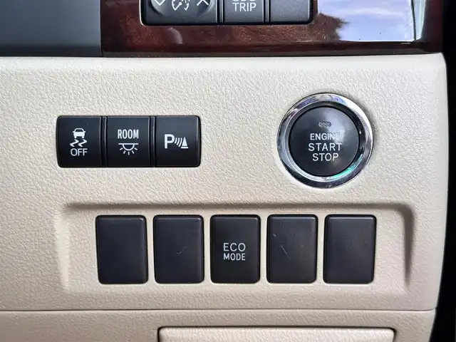 トヨタ ヴェルファイア 2．4X 宮城県 2014(平26)年 6.8万km ブラック 純正ナビ/(フルセグTV/CD/SD/BT)/バックカメラ/サンルーフ/フリップダウンモニター/ミラー一体型ドライブレコーダー/ビルトインETC/クリアランスソナー/デュアルオートエアコン/MTモード付AT/ステアリングスイッチ/オートライト/ふらつき防止/プッシュスタート＆スマートキー/ウインカー付き電動格納ミラー/ドアバイザー/純正フロアマット/HIDヘッドライト/フォグランプ/社外17インチAW