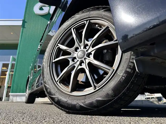 トヨタ ヴェルファイア 2．4X 宮城県 2014(平26)年 6.8万km ブラック 純正ナビ/(フルセグTV/CD/SD/BT)/バックカメラ/サンルーフ/フリップダウンモニター/ミラー一体型ドライブレコーダー/ビルトインETC/クリアランスソナー/デュアルオートエアコン/MTモード付AT/ステアリングスイッチ/オートライト/ふらつき防止/プッシュスタート＆スマートキー/ウインカー付き電動格納ミラー/ドアバイザー/純正フロアマット/HIDヘッドライト/フォグランプ/社外17インチAW