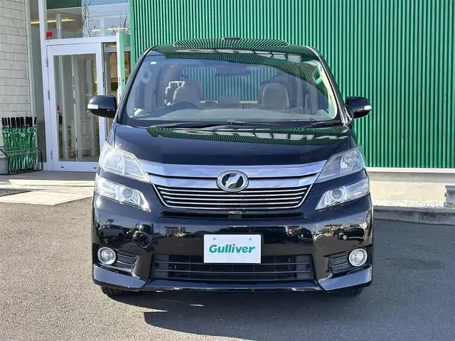 トヨタ ヴェルファイア 2．4X 宮城県 2014(平26)年 6.8万km ブラック 純正ナビ/(フルセグTV/CD/SD/BT)/バックカメラ/サンルーフ/フリップダウンモニター/ミラー一体型ドライブレコーダー/ビルトインETC/クリアランスソナー/デュアルオートエアコン/MTモード付AT/ステアリングスイッチ/オートライト/ふらつき防止/プッシュスタート＆スマートキー/ウインカー付き電動格納ミラー/ドアバイザー/純正フロアマット/HIDヘッドライト/フォグランプ/社外17インチAW