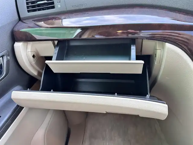 トヨタ ヴェルファイア 2．4X 宮城県 2014(平26)年 6.8万km ブラック 純正ナビ/(フルセグTV/CD/SD/BT)/バックカメラ/サンルーフ/フリップダウンモニター/ミラー一体型ドライブレコーダー/ビルトインETC/クリアランスソナー/デュアルオートエアコン/MTモード付AT/ステアリングスイッチ/オートライト/ふらつき防止/プッシュスタート＆スマートキー/ウインカー付き電動格納ミラー/ドアバイザー/純正フロアマット/HIDヘッドライト/フォグランプ/社外17インチAW