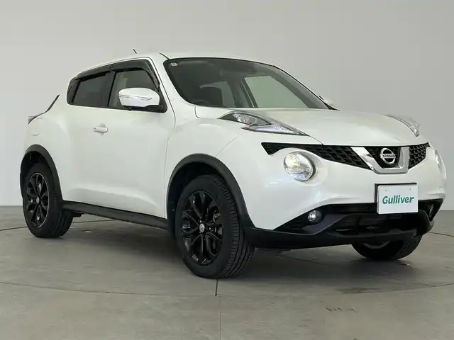 日産 ジューク 15RX Vセレクション 愛知県 2018(平30)年 8万km ブリリアントホワイトパール 純正ナビ（CD/DVD/BT/フルセグTV）　/アラウンドビュー　/衝突軽減システム/ビルトETC　/オートエアコン　/スマートキー　/オートライト　/LEDライト　/フォグ　/電格ミラー　/ウインカーミラー　/フロアマット　/保証書/取説/記録簿　