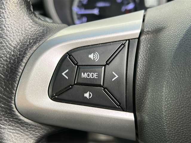 スバル ステラ カスタム RS スマートアシスト 岩手県 2015(平27)年 7.2万km ブラックマイカメタリック/ディープブルークリスタルマイカ2トーン スマートアシスト　衝突被害軽減　純正ナビ　Bluetooth　CD/DVD再生　USB接続　フルセグ　ステアリングスイッチ　フロントフォグランプ　LEDオートライト　スマートキー　ETC　電源ソケット