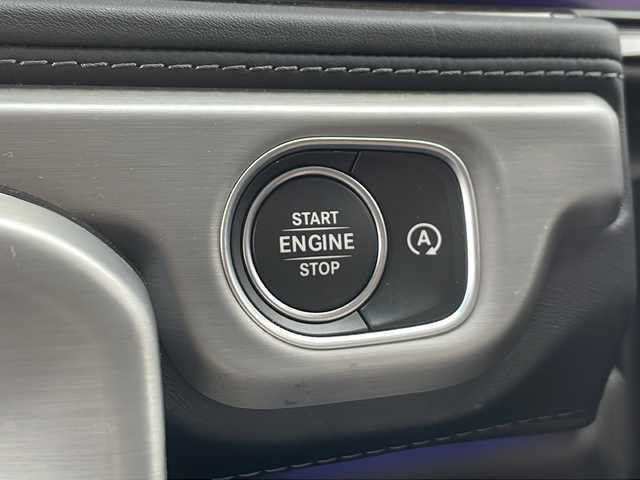 メルセデス・ベンツ ゲレンデヴァーゲン Ｇ４００ｄ マヌファクトゥーアエディション 東京都 2022(令4)年 1.8万km オブシディアンブラック 特別仕様車/サンルーフ/AMGG63用OP22インチアルミホイール/保証書/取説/純正メモリナビ/フルセグTV/BT/Bカメラ/全方位カメラ/全席シートヒーター/エアシート/D/N席メモリー機能付きパワーシート/プレミアムサウンド(Burmester)/社外ユニバーサルステップ/ETC2.0/純正前後ドラレコ