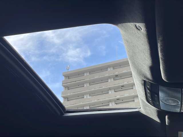 メルセデス・ベンツ ゲレンデヴァーゲン Ｇ４００ｄ マヌファクトゥーアエディション 東京都 2022(令4)年 1.8万km オブシディアンブラック 特別仕様車/サンルーフ/AMGG63用OP22インチアルミホイール/保証書/取説/純正メモリナビ/フルセグTV/BT/Bカメラ/全方位カメラ/全席シートヒーター/エアシート/D/N席メモリー機能付きパワーシート/プレミアムサウンド(Burmester)/社外ユニバーサルステップ/ETC2.0/純正前後ドラレコ