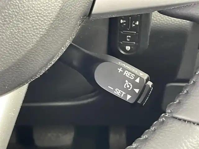 トヨタ ルーミー カスタムG 埼玉県 2020(令2)年 3.2万km ブラックマイカメタリック 純正ナビ　ワンセグ　バックカメラ　衝突軽減　オートハイビーム　LEDヘッドライト　フォグ　オートライト　スマートキー　プッシュスタート　純正15インチアルミ　コーナーセンサー　クルーズコントロールアイドリングストップ　両側パワースライドドア