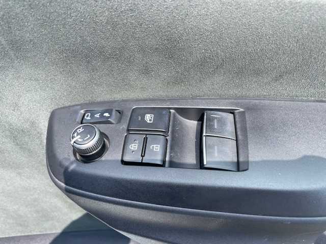 トヨタ ＧＲヤリス RS 三重県 2020(令2)年 4.1万km プラチナホワイトパールマイカ セーフティセンス/・プリクラッシュセーフティ/・レーントレーシングアシスト/・レーダークルーズコントロール/・オートマチックハイビーム/・ロードサインアシスト/・先行車発進告知機能/・セカンダリーコリジョンブレーキ/・インテリジェントクリアランスソナー/・リアクロストラフィックオートブレーキ/・バックガイドモニター/・カラーヘッドアップディスプレイ/・自動防眩インナーミラー/・雨滴感知式オートワイパー/1オーナー/純正ディスプレイオーディオ/【フルセグTV/Bluetooth/USB/Miracast】/バックカメラ/ETC/前後ドライブレコーダー/パドルシフト/オートライト/フルLEDヘッドランプ/LEDフロントフォグランプ/225/40R18インチENKEI製純正AW/プッシュスタート/スマートキー/スペアキー/純正フロアマット