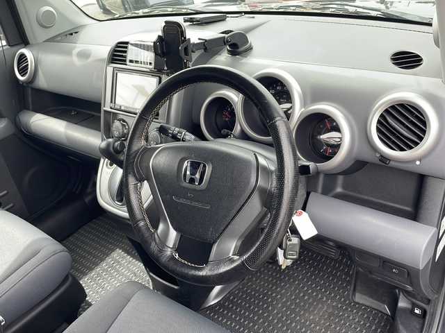 ホンダ エレメント 山口県 2004(平16)年 11.2万km 黒 PIONEERナビ/(CD/DVD/Bluetooth)/AM/FM/フルセグTV/前後ドラレコ/バックカメラ/革巻きステアリング/キーレス/スペアキー1本/電格ミラー/純正フロアマット/純正オーディオ