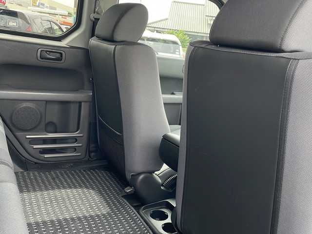 ホンダ エレメント 山口県 2004(平16)年 11.2万km 黒 PIONEERナビ/(CD/DVD/Bluetooth)/AM/FM/フルセグTV/前後ドラレコ/バックカメラ/革巻きステアリング/キーレス/スペアキー1本/電格ミラー/純正フロアマット/純正オーディオ