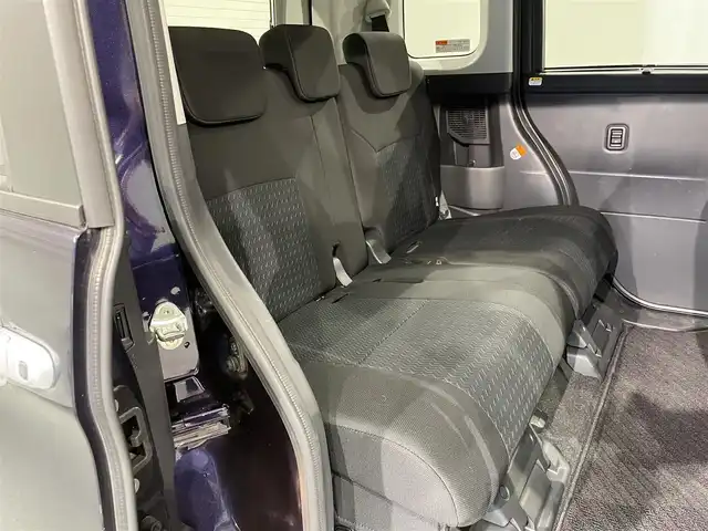 トヨタ ルーミー カスタムG 愛知県 2022(令4)年 1.4万km クールバイオレットクリスタルシャイン 純正9インチナビ/（Bluetooth/AM/FM/DVD）/スマートアシスト/　-衝突軽減ブレーキ/　-先行車発進/　-車線逸脱警報/　-ふらつき警報/　-標識認識/両側電動スライドドア/レーダークルーズコントロール/ドライブレコーダー/LEDヘッドライト/純正ビルトインETC/バックカメラ/コーナーセンサー/スマートキー/オートブレーキホールド/純正14インチAW/アイドリングストップ