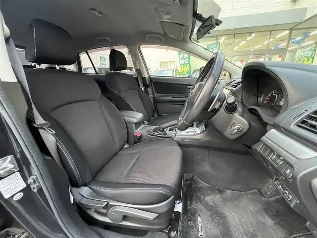 スバル インプレッサ ＸＶ 2．0i 岡山県 2013(平25)年 2.3万km ダークグレーメタリック 登録時走行距離22121キロ/社外メモリナビ/AM/FM/Bluetooth/TV/SD/AUX/アイドリングストップ/クルーズコントロール/バックカメラ/純正17インチAW/横滑り防止装置/オートライト/リモコンキー/ハロゲンライト/保証書、取説有