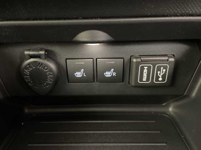 トヨタ ライズ Z 愛知県 2021(令3)年 2.9万km シャイニングホワイトパール 純正ディスプレイオーディオ/フルセグTV/全方位カメラ/LEDヘッドライト/ドライブレコーダー/スマートキー/プッシュスタート/電動ミラー/社外アルミホイール/トヨタセーフティセンス/レーダークルーズ/シートヒーター/ハンドルヒーター/スタッドレス&AW積み込み