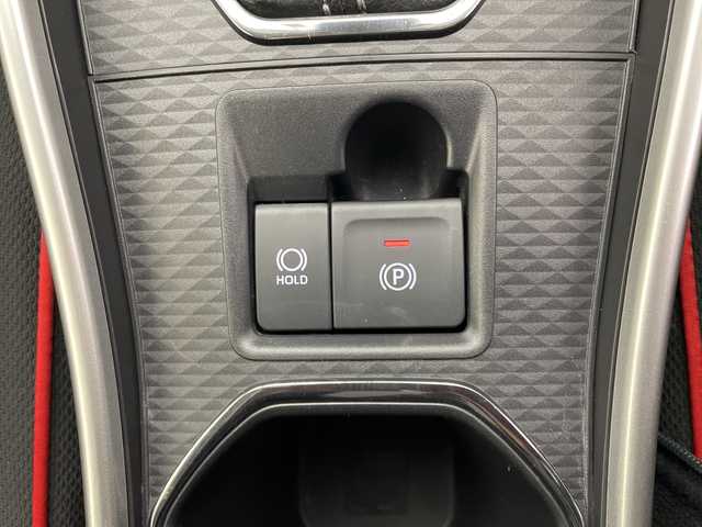 トヨタ ライズ Z 愛知県 2021(令3)年 2.9万km シャイニングホワイトパール 純正ディスプレイオーディオ/フルセグTV/全方位カメラ/LEDヘッドライト/ドライブレコーダー/スマートキー/プッシュスタート/電動ミラー/社外アルミホイール/トヨタセーフティセンス/レーダークルーズ/シートヒーター/ハンドルヒーター/スタッドレス&AW積み込み