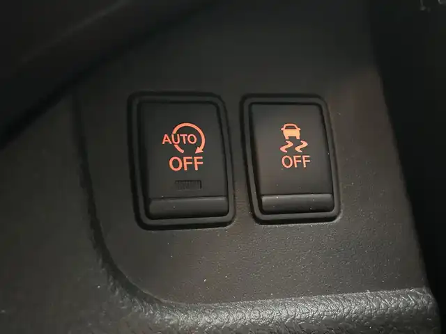 日産 セレナ ハイウェイスター Sハイブリッド 長崎県 2014(平26)年 8.6万km ブリリアントホワイトパール ワンオーナー/純正SDナビ(FM/AM/CD/DVD/BT/フルセグTV)/プッシュスタート/アイドリングストップ/両側パワースライドドア/バックカメラ/純正フロアマット/純正アルミホイール/ABS/TCS/VDC/エマージェンシーブレーキ/イモビライザー/スマートキー/スペアキー/取扱説明書/保証書