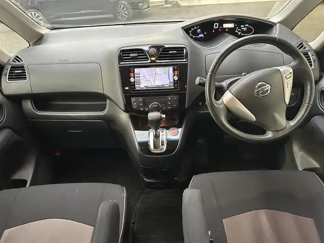 日産 セレナ ハイウェイスター Sハイブリッド 長崎県 2014(平26)年 8.6万km ブリリアントホワイトパール ワンオーナー/純正SDナビ(FM/AM/CD/DVD/BT/フルセグTV)/プッシュスタート/アイドリングストップ/両側パワースライドドア/バックカメラ/純正フロアマット/純正アルミホイール/ABS/TCS/VDC/エマージェンシーブレーキ/イモビライザー/スマートキー/スペアキー/取扱説明書/保証書