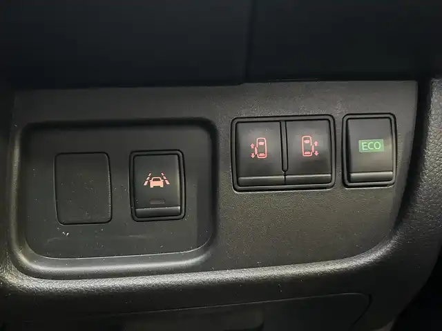 日産 セレナ ハイウェイスター Sハイブリッド 長崎県 2014(平26)年 8.6万km ブリリアントホワイトパール ワンオーナー/純正SDナビ(FM/AM/CD/DVD/BT/フルセグTV)/プッシュスタート/アイドリングストップ/両側パワースライドドア/バックカメラ/純正フロアマット/純正アルミホイール/ABS/TCS/VDC/エマージェンシーブレーキ/イモビライザー/スマートキー/スペアキー/取扱説明書/保証書