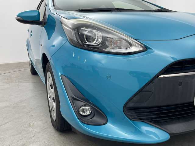 トヨタ アクア G 群馬県 2018(平30)年 3.5万km クリアエメラルドパールクリスタルシャイン 純正９型ナビ　フルセグＴＶ　バックカメラ　衝突被害軽減システム　クルーズコントロール　ステアリングスイッチ　プッシュスタート　シートヒーター　オートマチックハイビーム　ＬＥＤオートライト　ＥＴＣ２．０