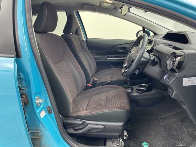 トヨタ アクア G 群馬県 2018(平30)年 3.5万km クリアエメラルドパールクリスタルシャイン 純正９型ナビ　フルセグＴＶ　バックカメラ　衝突被害軽減システム　クルーズコントロール　ステアリングスイッチ　プッシュスタート　シートヒーター　オートマチックハイビーム　ＬＥＤオートライト　ＥＴＣ２．０