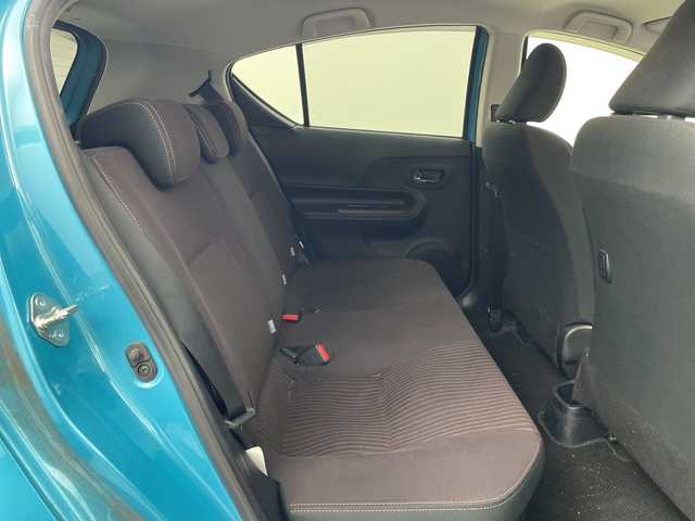 トヨタ アクア G 群馬県 2018(平30)年 3.5万km クリアエメラルドパールクリスタルシャイン 純正９型ナビ　フルセグＴＶ　バックカメラ　衝突被害軽減システム　クルーズコントロール　ステアリングスイッチ　プッシュスタート　シートヒーター　オートマチックハイビーム　ＬＥＤオートライト　ＥＴＣ２．０