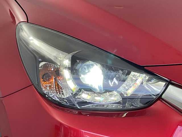 マツダ デミオ XD ツーリング 新潟県 2016(平28)年 9.5万km ソウルレッドプレミアムメタリック 純正7インチナビ　CD・DVD・Bluetooth/フルセグ/前席両側シートヒーター/LEDライト/ETC/パドルシフト/クルーズコントロール/ステアリングリモコン/前側ドライブレコーダー