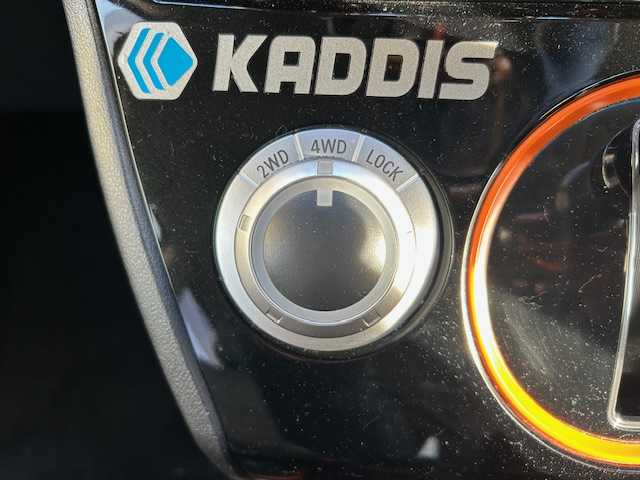 三菱 デリカＤ：５ アクティブギア 宮城県 2017(平29)年 5.2万km アイガーグレーM/ダイヤモンドブラックマイカ 登録時走行距離51937km/ステアリングリモコン/両側パワースライドドア/シートヒーター/バックカメラ/ドライブレコーダー/ビルトインETC/後席フリップダウンモニター（アルパイン）/車高調あり（シフトアップ）/バトルズ取り付け/ショートスタビリング/サウンドサブウーハー付き/室内キャリアバー/カディスリアゲートプロテクター/フルエアロパーツ/タイヤハウス（泥除け付き）/社外認証マフラー/純正フロアマット/3列目オプションゴムマット/LEDルームランプ