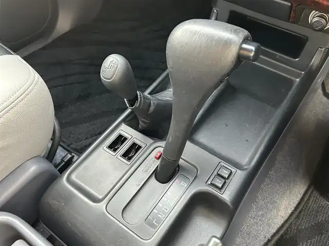 トヨタ ランドクルーザー プラド TX－LTD 愛知県 2000(平12)年 10.8万km 青 4WD/バックカメラ/サンルーフ/背面タイヤ/ルーフレール/社外SDナビ/Bluetooth/DVD/CD/フルセグTV/社外ETC/格納三列シート/社外フロアマット/社外アルミホイール/オフロードタイヤ/パワーステアリング/パワーウインドウ/ABS/取扱説明書/リモコンキー