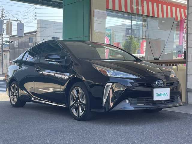 トヨタ プリウス A ツーリングセレクション 静岡県 2020(令2)年 3.3万km アティチュードブラックマイカ ワンオーナー/合皮シート/運転席パワーシート/前席シートヒーター/ALPINE9型ナビ〈X9NX〉/・DVD／Bluetooth／地デジTV/バックカメラ/ヘッドアップディスプレイ/TOYOTA SAFETY SENSE/・プリクラッシュセーフティ/・レーントレーシングアシスト/・オートマチックハイビーム/・レーダークルーズコントロール/・ロードサインアシスト/・先行車発進告知/ブラインドスポットモニター/インテリジェントソナー/シンプルインテリジェントパーキングアシスト/LEDヘッドライト/ビルトインETC/純正17インチAW/スマートキー