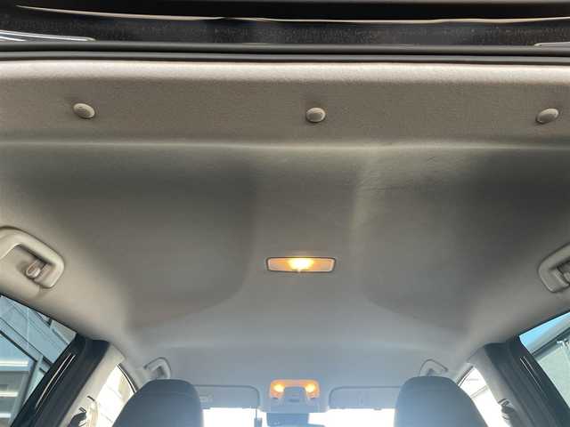 トヨタ プリウス A ツーリングセレクション 静岡県 2020(令2)年 3.3万km アティチュードブラックマイカ ワンオーナー/合皮シート/運転席パワーシート/前席シートヒーター/ALPINE9型ナビ〈X9NX〉/・DVD／Bluetooth／地デジTV/バックカメラ/ヘッドアップディスプレイ/TOYOTA SAFETY SENSE/・プリクラッシュセーフティ/・レーントレーシングアシスト/・オートマチックハイビーム/・レーダークルーズコントロール/・ロードサインアシスト/・先行車発進告知/ブラインドスポットモニター/インテリジェントソナー/シンプルインテリジェントパーキングアシスト/LEDヘッドライト/ビルトインETC/純正17インチAW/スマートキー