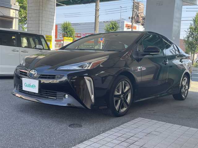 トヨタ プリウス A ツーリングセレクション 静岡県 2020(令2)年 3.3万km アティチュードブラックマイカ ワンオーナー/合皮シート/運転席パワーシート/前席シートヒーター/ALPINE9型ナビ〈X9NX〉/・DVD／Bluetooth／地デジTV/バックカメラ/ヘッドアップディスプレイ/TOYOTA SAFETY SENSE/・プリクラッシュセーフティ/・レーントレーシングアシスト/・オートマチックハイビーム/・レーダークルーズコントロール/・ロードサインアシスト/・先行車発進告知/ブラインドスポットモニター/インテリジェントソナー/シンプルインテリジェントパーキングアシスト/LEDヘッドライト/ビルトインETC/純正17インチAW/スマートキー