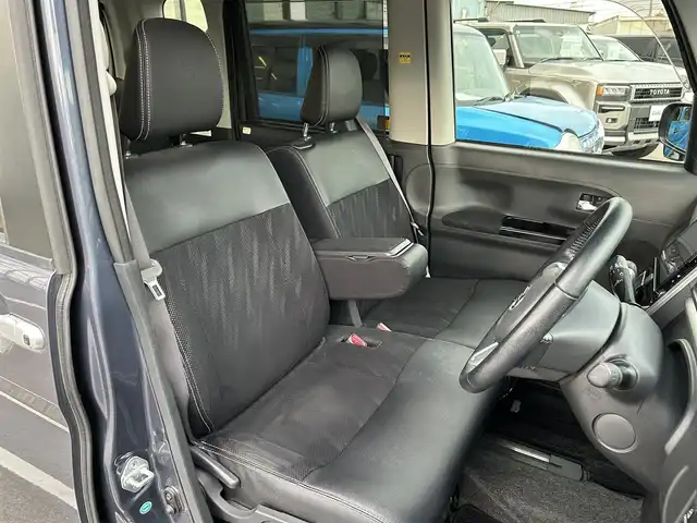 ダイハツ タント カスタム RS トップED SAⅡ 愛媛県 2015(平27)年 6.8万km メテオライトグレーイリュージョナルP 登録時走行距離：67797Km/ディーラーOP社外メモリナビ/フルセグTV/Bluetooth/CD/DVD/アイドリングストップ/社外ETC/前ドラレコ/後コーナーセンサー/スマートキー/ベンチシート/両側パワスラ/横滑り防止装置/盗難防止装置/衝突軽減システム/LEDヘッドライト/オートライト/フォグランプ/エンジンスタートボタン/スマートキー/純正アルミホイール/純正フロアマット/サンシェード