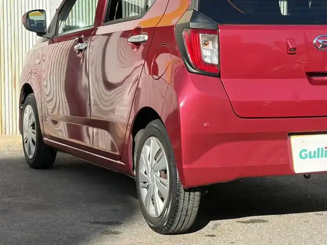 ダイハツ ミラ イース X SAⅢ 三重県 2017(平29)年 6.8万km マゼンタベリーマイカM スマートアシストIII/　・衝突警報機能(対車両・対歩行者)/　・衝突回避支援ブレーキ機能(対車両・対歩行者)/　・誤発進抑制機能(前方・後方)/　・車線逸脱警報機能/　・先行車発進お知らせ機能/　・オートハイビーム/純正ナビ/　・フルセグTV/　・Bluetooth/　・DVD再生/　・USB/　・SD/バックカメラ/キーレス/コーナーセンサー/ドラレコ/LEDヘッドライト/電動格納ミラー/ETC /アイドリングストップ/ラバーフロアマット/プライバシーガラス/ライトレベリング/横滑り防止機能