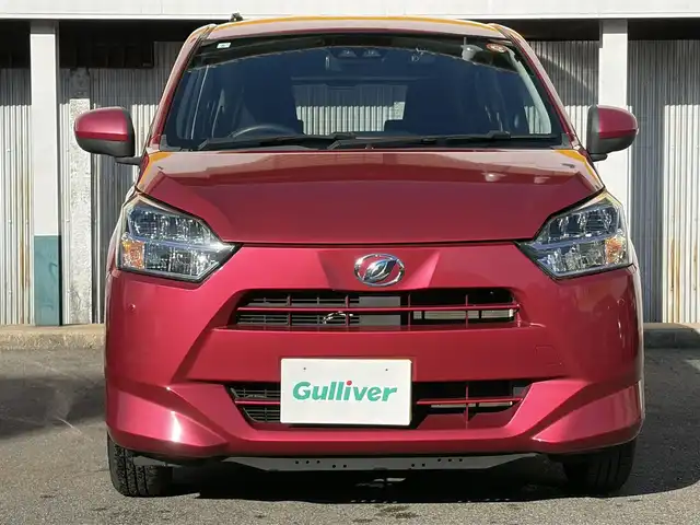 ダイハツ ミラ イース X SAⅢ 三重県 2017(平29)年 6.8万km マゼンタベリーマイカM スマートアシストIII/　・衝突警報機能(対車両・対歩行者)/　・衝突回避支援ブレーキ機能(対車両・対歩行者)/　・誤発進抑制機能(前方・後方)/　・車線逸脱警報機能/　・先行車発進お知らせ機能/　・オートハイビーム/純正ナビ/　・フルセグTV/　・Bluetooth/　・DVD再生/　・USB/　・SD/バックカメラ/キーレス/コーナーセンサー/ドラレコ/LEDヘッドライト/電動格納ミラー/ETC /アイドリングストップ/ラバーフロアマット/プライバシーガラス/ライトレベリング/横滑り防止機能