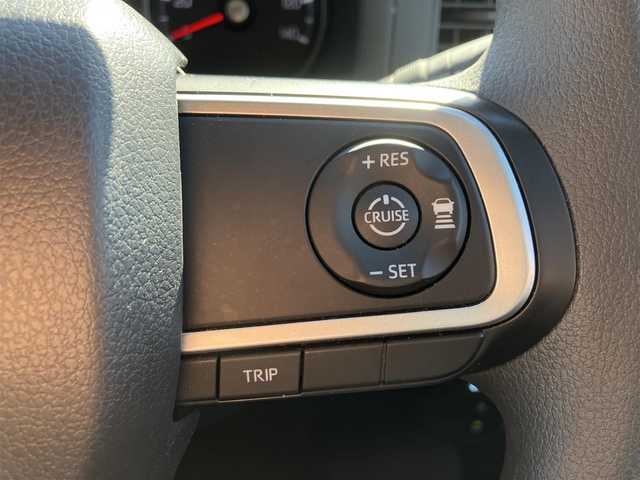 ダイハツ アトレー バン RS 三重県 2022(令4)年 2.2万km オフビートカーキM ♪ワンオーナー♪/♪リフトアップ(2インチ)♪/♪直前直左確認用のカメラ（車検時対応）/♪社外15インチAW(ホワイトレタータイヤ)♪/♪ドラレコ前後付デジタルインナーミラー♪/♪スマートアシスト/ ・衝突警報機能/ ・衝突回避支援ブレーキ機能/ ・ブレーキ制御付誤発進抑制機能(前後)/ ・車線逸脱警報機能・車線逸脱抑制制御機能/ ・全車速追従機能付アダプティブクルーズコントロール/♪純正ディスプレイオーディオ/・フルセグ・Bluetooth/・AppleCarPlay・AndroidAuto/・HDMI・USB/♪バックカメラ/♪スマートキー×2/♪プッシュスタート/♪オーバーヘッドシェルフ/♪両側パワースライドドア/♪LEDヘッドライト/♪LEDフォグライト /♪オートライト/♪ウィンカーミラー/♪ステアリングスイッチ/♪アクセサリーソケット前後/♪フロアマット/♪スモークフィルム/♪電格ミラー/純正鉄チンタイヤ4本積み込み/145/80/R12