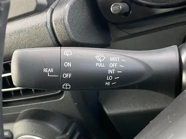 スズキ ジムニー XC 岐阜県 2020(令2)年 1.2万km ジャングルグリーン 純正ディスプレイオーディオ/クルーズコントロール/デュアルセンサーブレーキサポート/車線逸脱警報/横滑り防止装置/ヒルディセントコントロール/盗難防止装置/背面タイヤ/シートヒータ/ＥＴＣ/スペアキー/純正16インチAW/純正ドアバイザー/社外フロアマット