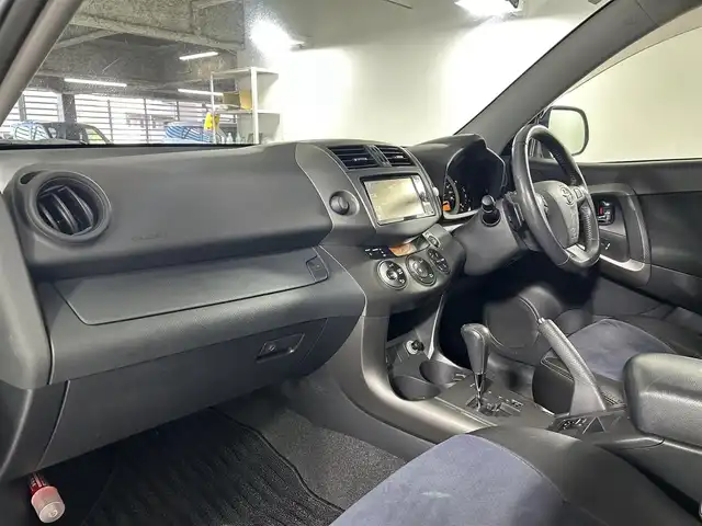 トヨタ ヴァンガード 240S Sパッケージ 佐賀県 2012(平24)年 9.9万km ブラック 純正７インチナビ/（フルセグTV/ラジオ/CD/DVD/Bluetooth/AUX/SD）/バックカメラ/クルーズコントロール/MT付きAT/パドルシフト/純正１８インチアルミホイール/純正フロアマット/ドアバイザー/オートライト/フォグライト/スペアキー/プッシュスタート/ＥＴＣ/オートエアコン/プラズマクラスター/ステアリングスイッチ/ダウンヒルアシストコントロール/横滑り防止装置/盗難防止装置