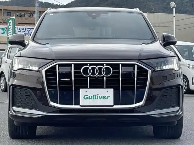 アウディ Ｑ７ 45 Sラインリミテッド 広島県 2020(令2)年 4.5万km 茶 310台限定車/パリークブラウンメタリック（専用色）/純正メモリナビ/（フルセグTV/Bluetooth/USB/Applecarplay/androidauto）/全周囲モニター/純正２１インチＡＷ/マトリクスＬＥＤヘッドライト/ブラックレザーシート/バーチャルコクピット/７シーターＰＫＧ/プレミアムＰＫＧ/サイドアシスト/フロントクロストラフィックアシスト/ビルドインETC2.0/イージードアクローザー/プッシュスタート/パワーバックドア