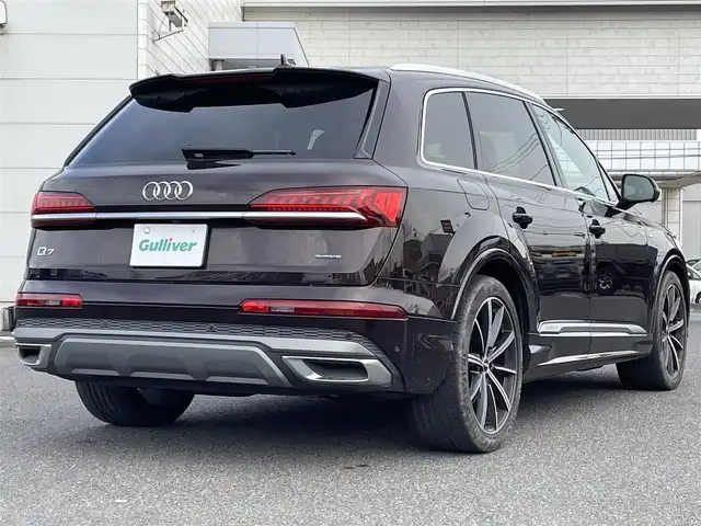 アウディ Ｑ７ 45 Sラインリミテッド 広島県 2020(令2)年 4.5万km 茶 310台限定車/パリークブラウンメタリック（専用色）/純正メモリナビ/（フルセグTV/Bluetooth/USB/Applecarplay/androidauto）/全周囲モニター/純正２１インチＡＷ/マトリクスＬＥＤヘッドライト/ブラックレザーシート/バーチャルコクピット/７シーターＰＫＧ/プレミアムＰＫＧ/サイドアシスト/フロントクロストラフィックアシスト/ビルドインETC2.0/イージードアクローザー/プッシュスタート/パワーバックドア